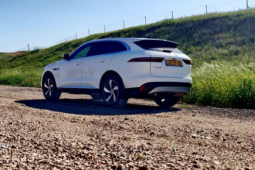 יגואר F-PACE